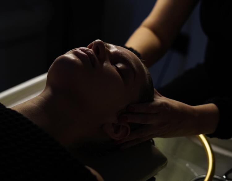 THE SÈNSE HAIR SPA